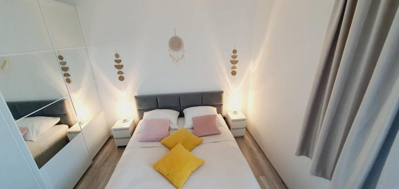 Ajp Nova3 Lux Apartament ชเตชชิน ภายนอก รูปภาพ